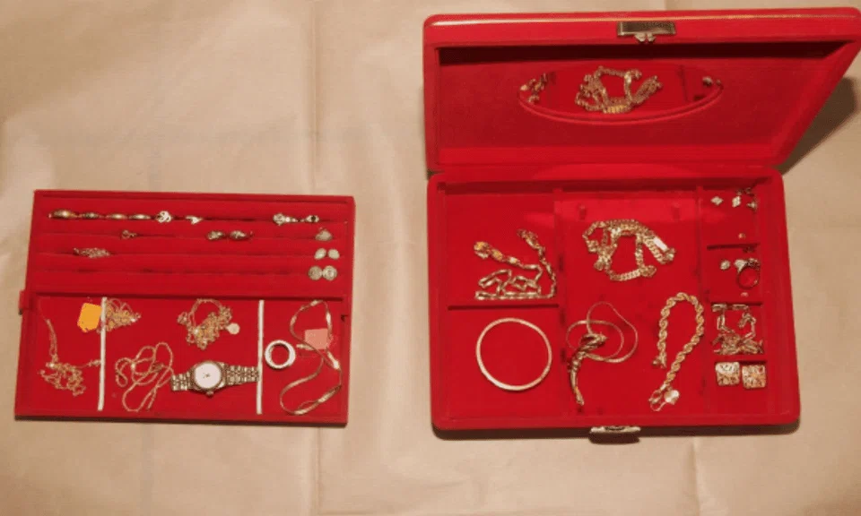 trust bank and hsbc impersonation scam