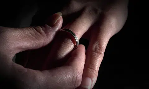 wedding ring