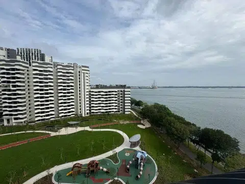 Punggol Point Cove (Phase 2) residents began receiving their keys in November 2024, with the last block completed this month, 12 months later than initially projected.