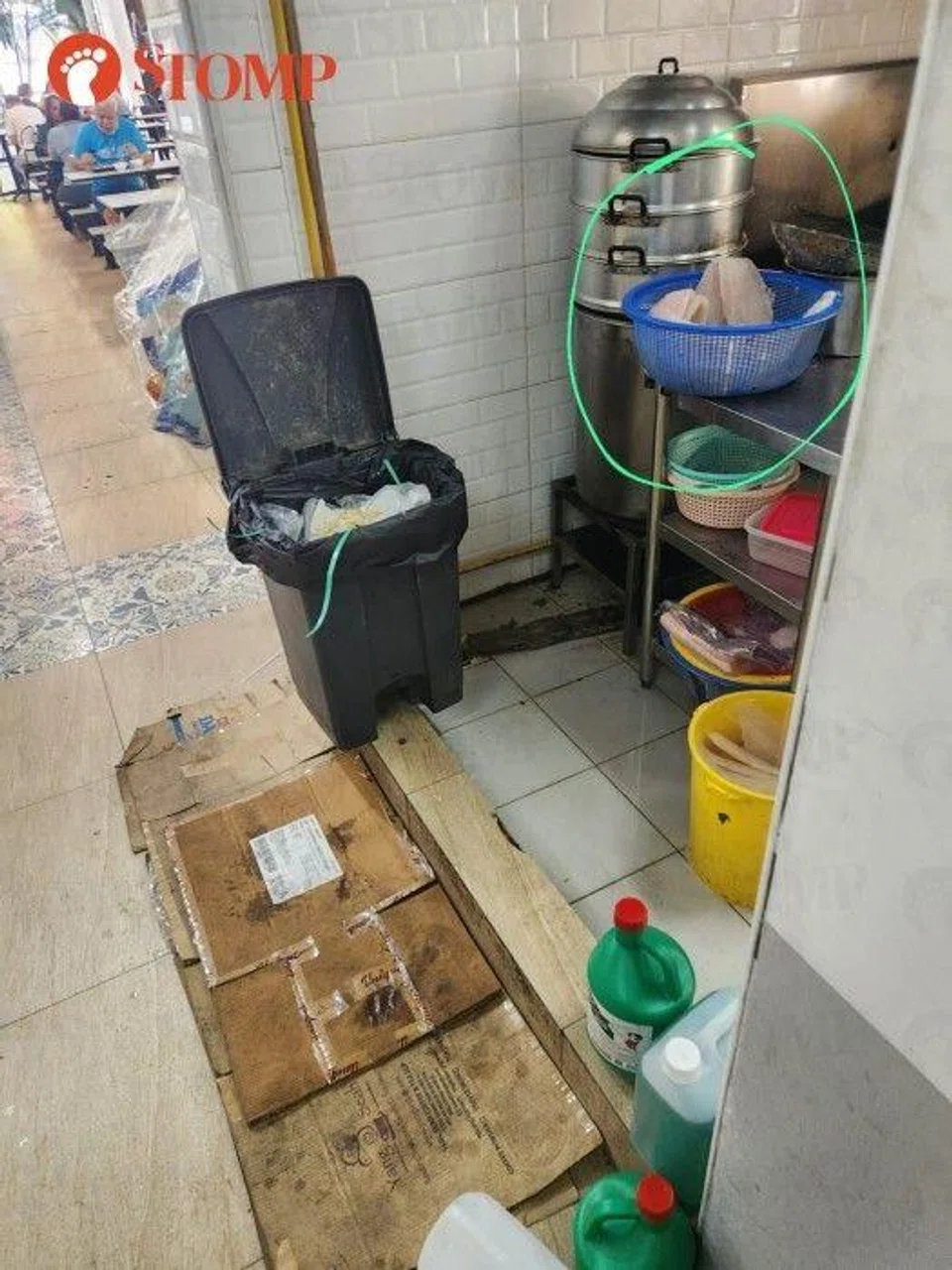 raw fish exposed hawker