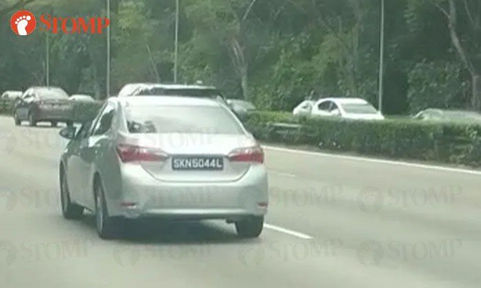 'Mabok' driver drives like tortoise, plays braking game on PIE