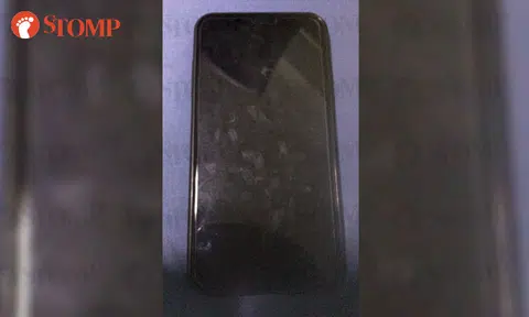 Stomper offering $500 reward for iPhone XS that he lost at ZoukOut in Sentosa