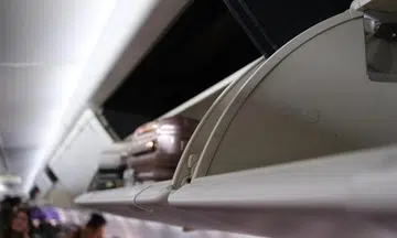 unruly passenger on plane