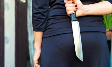 Geylang foot masseuse jailed after washing machine dispute ends in knife fight