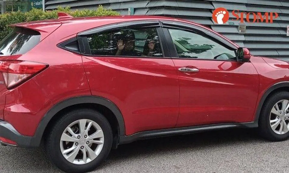 "They are not supposed to park like this. It is very dangerous, especially with a child inside," said the Stomper.