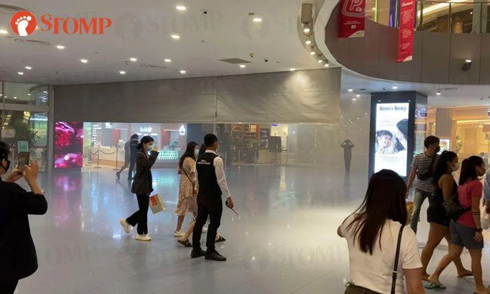 Sprinkler system malfunctions at VivoCity restaurant, SCDF confirms no fire
