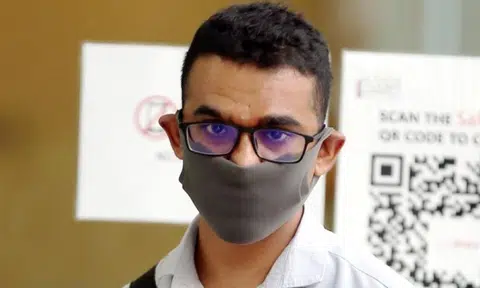 Cop who obtained sexual favours from different woman by lying to them gets jail