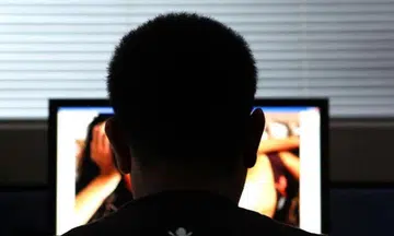 man caught with child pornography