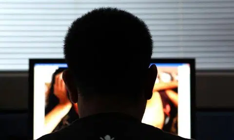 man caught with child pornography