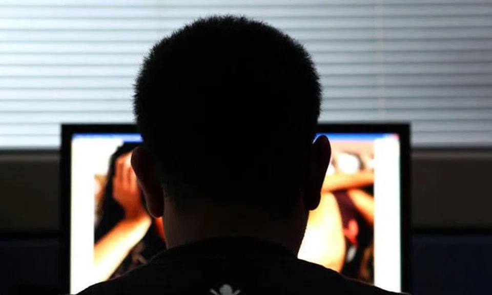 man caught with child pornography