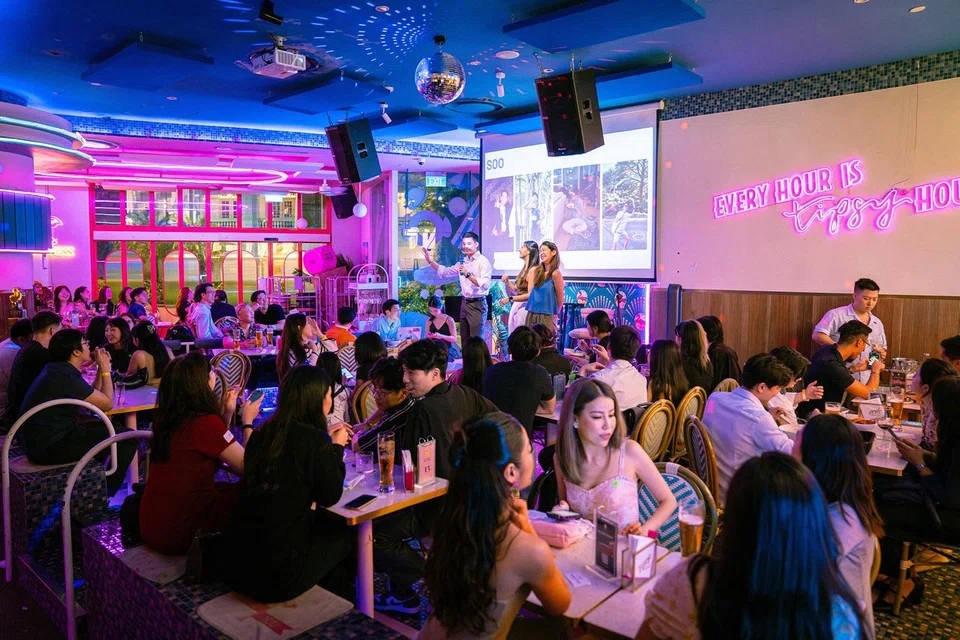 Attendees at Fishbowl, where people pitch their single friends to other singles.