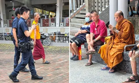 monks soliciting money at waterloo road during cny