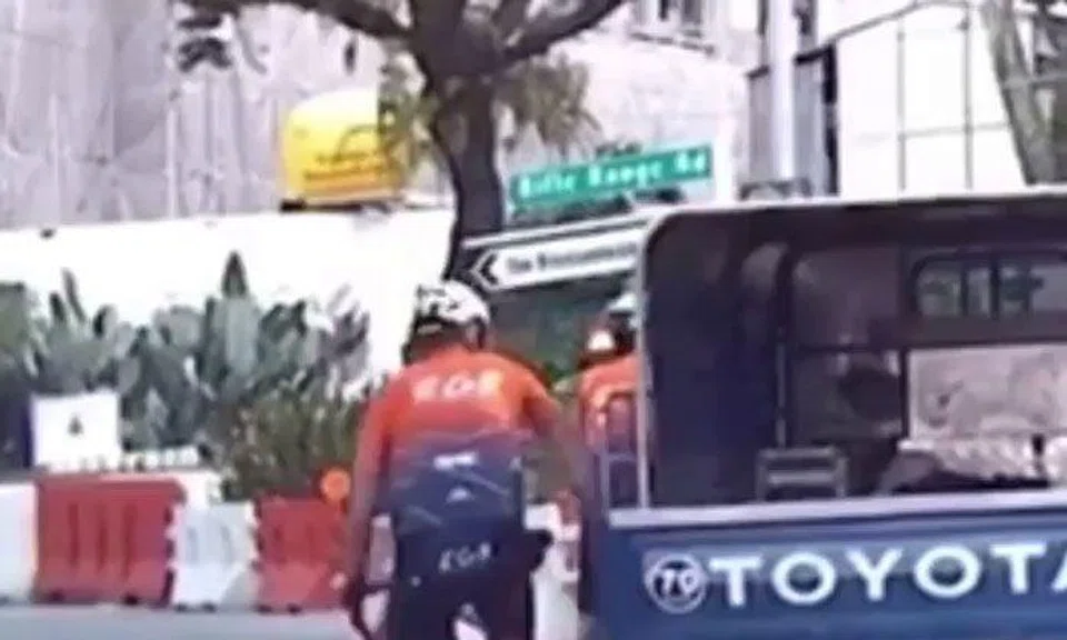 Cyclist hits lorry in frustration after driver fails to check blind spot along Dunearn Road