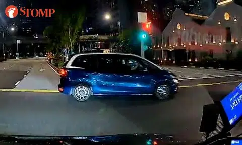 Driver exits Miramar Hotel illegally, leaves Stomper confused