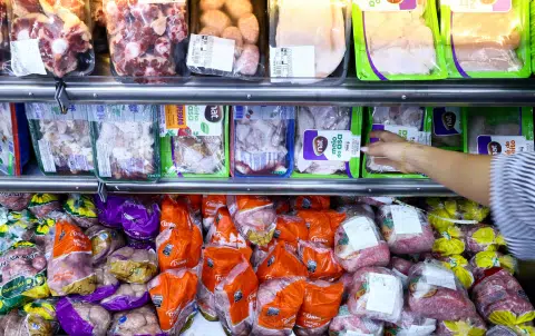 No poultry or poultry products S'pore imports from Brazil farm hit by bird flu outbreak