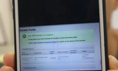 Mr Xu said that he mistook the travel agency's account to be the automobile dealer's, and transferred $12.6k to it instead. PHOTO: LIANHE WANBAO