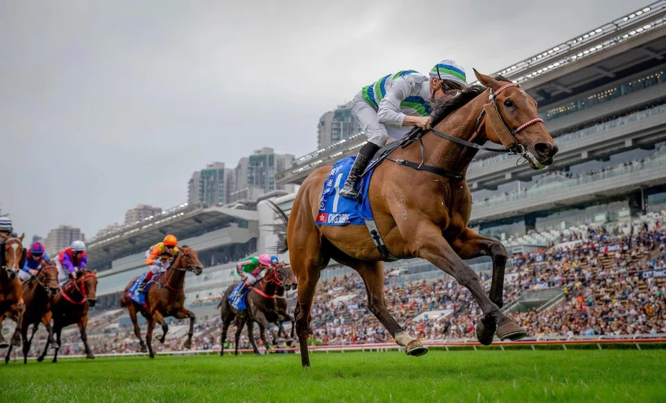 Voyage Bubble (James McDonald) storming home to land the Group 1 Standard Chartered Champions & Chater Cup (2,400m) at Sha Tin on May 25.