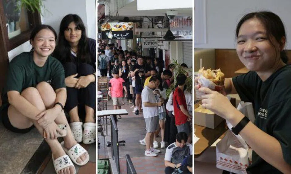 2 NUS students 1st in line for In-N-Out Burger pop-up at 3.30am, more than 300 people in queue by 9am