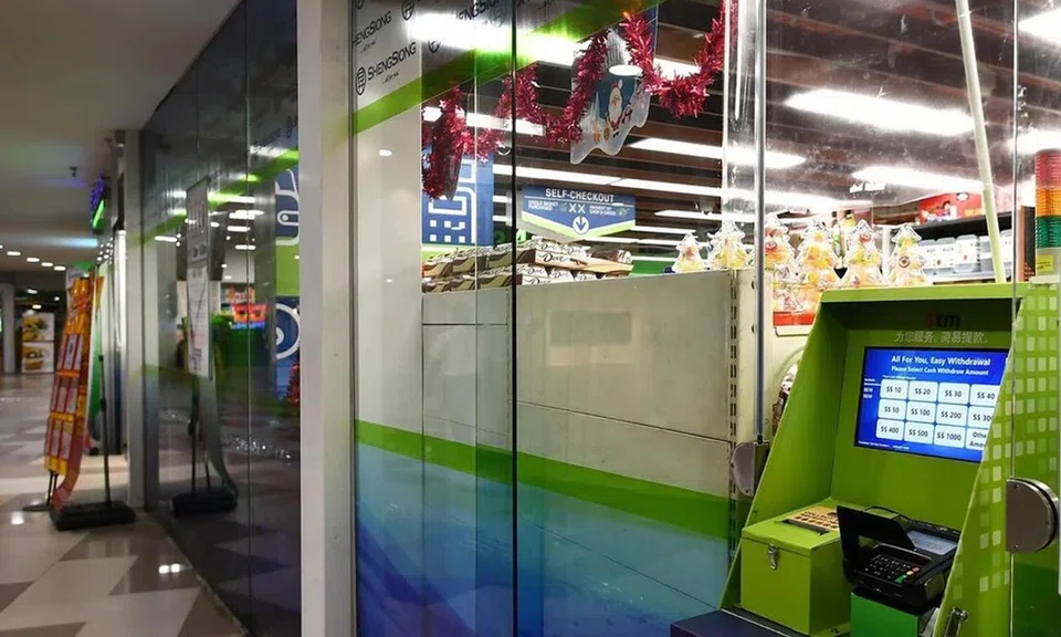 Jail for man who made illicit withdrawals totalling over $20k at Sheng Siong’s teller machines