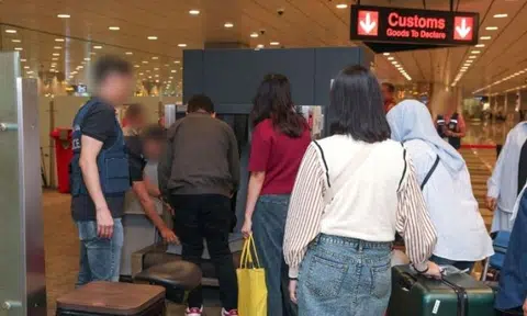 Woman, 19, caught at checkpoint with 6 undeclared toys in excess of GST import relief allowance