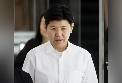 Woman fined $16k for role in smuggling $450k fake notes into Singapore