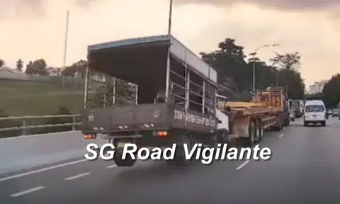 Ten people were sent to the hospital after a lorry crashed into a trailer on the KJE on the evening of Mar 10.