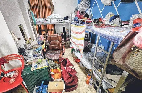 Ms Zhang shares a room with 5 people, and had planned to move out and find a new job.