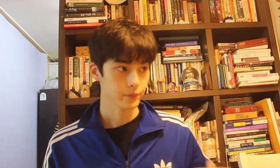 Photo: Screengrab via YouTube video