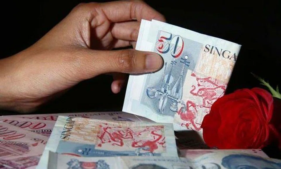 Don't fall for them: Here's how online love scammers in S'pore are upping their game