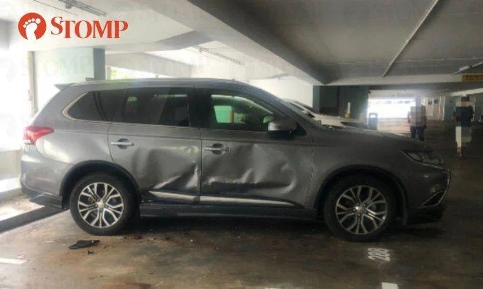 Sharing photos of the two vehicles, Stomper FHlinda called it a "double combo impact".
