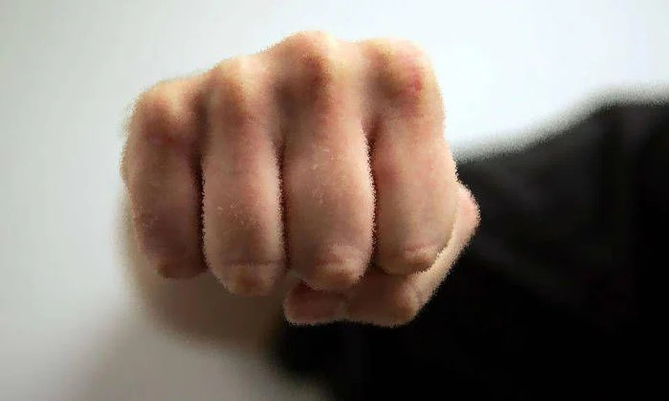 2 men arrested for assaulting police officers who were alerted to Jurong West dispute