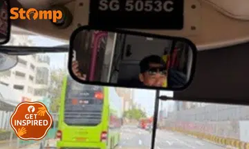 Go-Ahead bus captain pays fare for 'literally penniless' commuter who forgot EZ-Link card