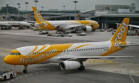 Scoot passenger prepays for check-in baggage online, made to pay again at airport after name mix-up