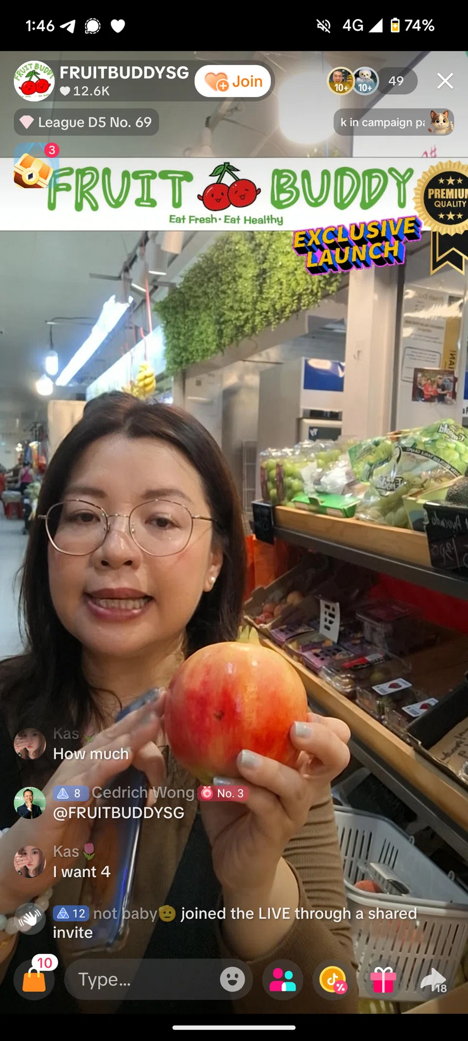 Ms Christina Gwee live-streaming from Tiong Bahru Market.