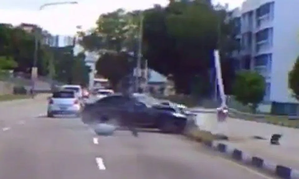 Fast, Furious & Foolish: Driver loses control of car and crashes into lamp post
