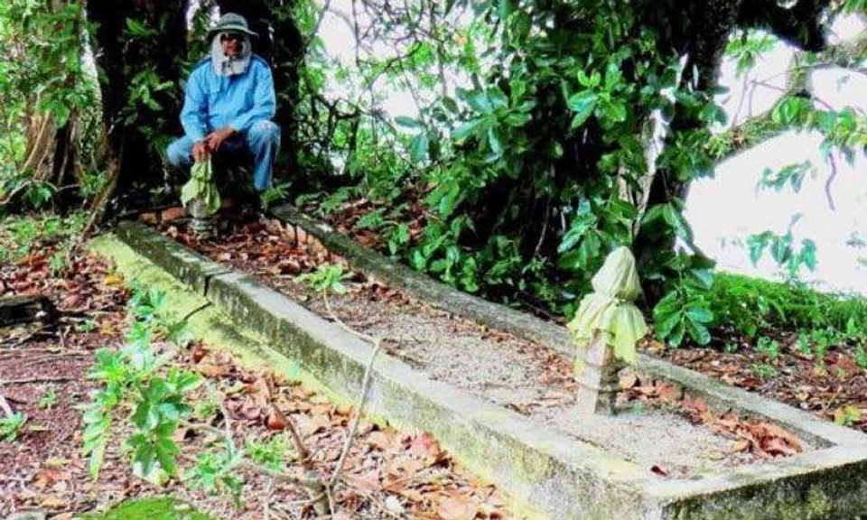 Giant skeleton of man measuring between 3m and 5m long found in Malacca cave