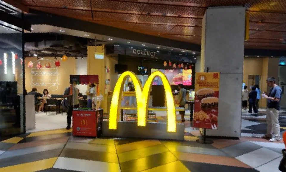 vaping at mcdonald's
