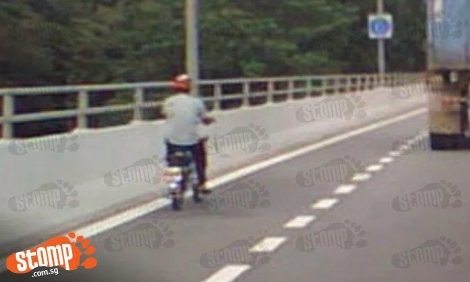 Uncle, you shouldn't be cycling on expressway