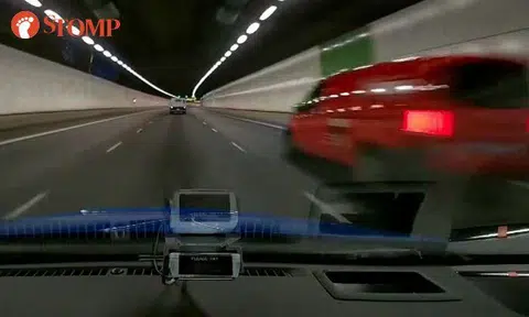 Lorry and van think they are starring in Fast & Furious movies in KPE tunnel