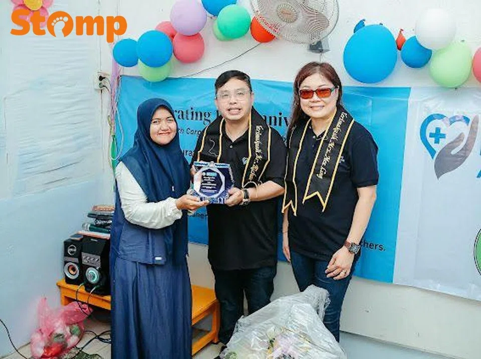 Kind employers bond with domestic helpers in Singapore
