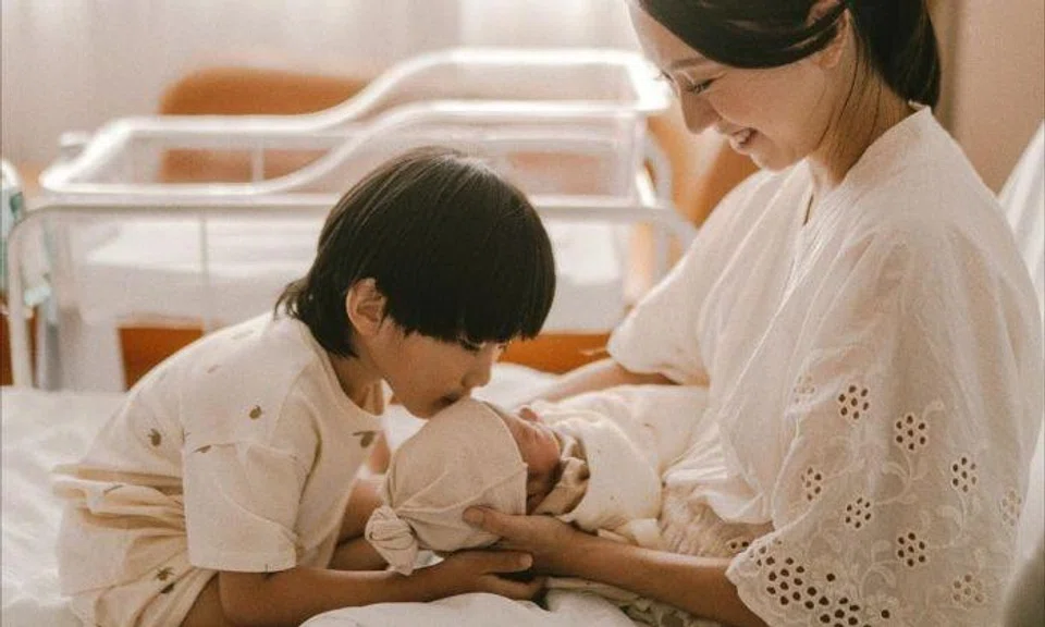 Melissa Koh has an older son, Noah Tobias Chen, aged three. 