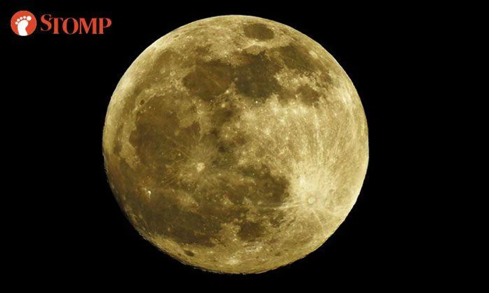 Spectacular photos of Harvest Moon taken by Woodlands resident