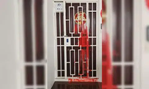 Man, 24, arrested for loanshark harassment after Bukit Batok unit splashed with red paint