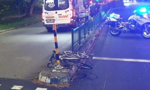 Cyclist injured in Bedok accident, motorist to be charged with driving without due care causing grievous hurt