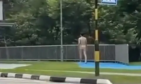 'Em-bare-assing': NTU students spooked by naked man walking near Tamarind Hall