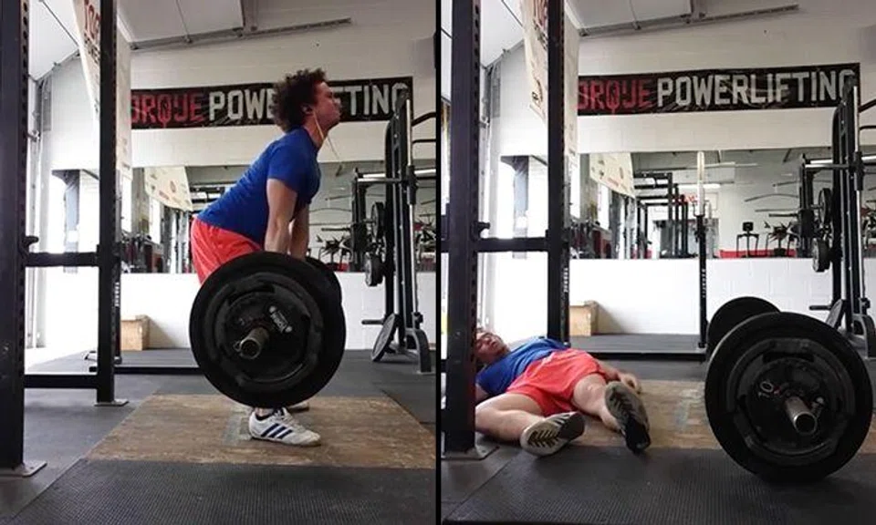 Not good for the swole: Man faints after doing deadlift