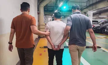 Scam victim handed $10k worth of valuables to unknown man for 'money laundering investigation'