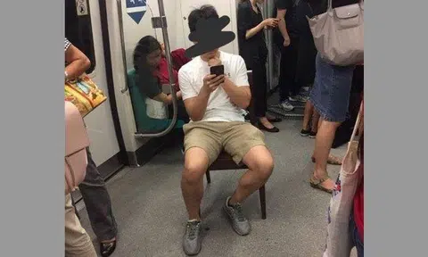 Looks like this MRT train has found itself a new 'chairman'