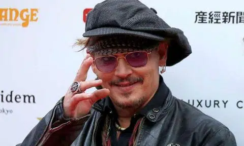  Johnny Depp's lavish spending almost brought him to brink of bankruptcy