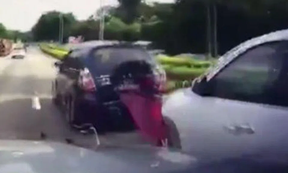 Why did driver of SGN2489D abruptly stop on PIE, resulting in accident?